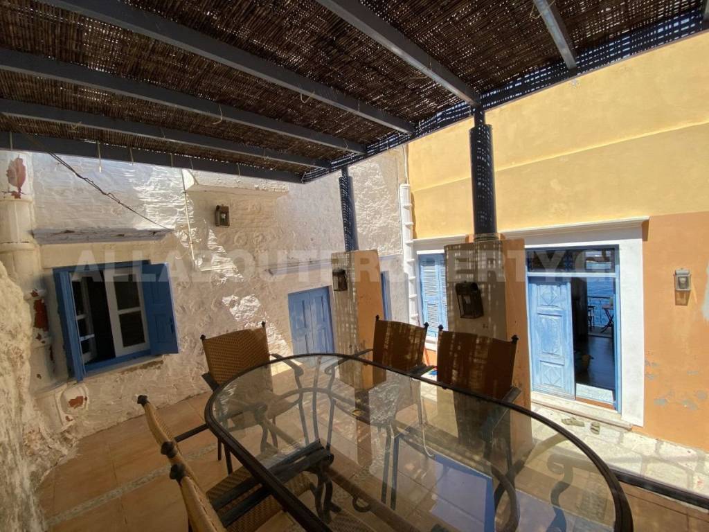 Εσωτερικοι χώροι