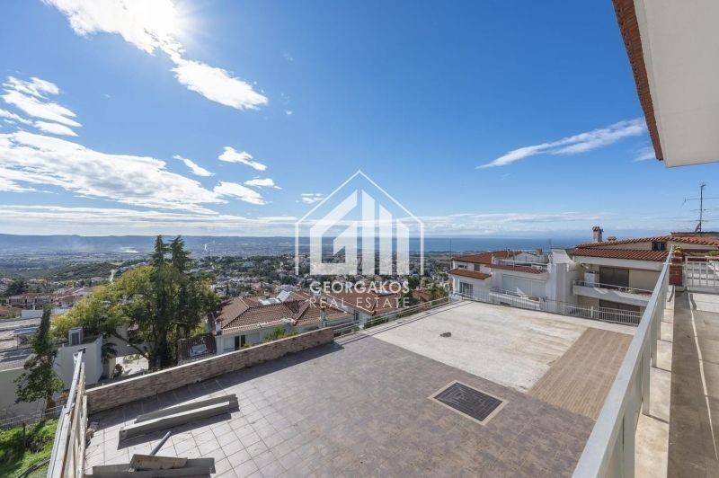 Θέα από μπαλκόνι