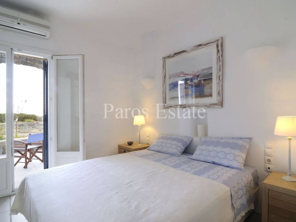 Υπνοδωμάτιο #1 ισογείου