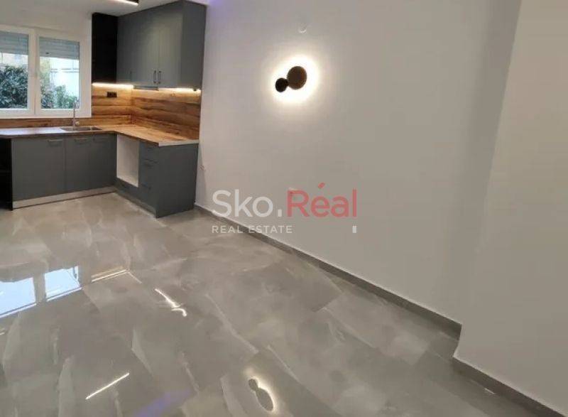 Σαλοκουζίνα