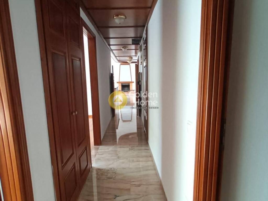 Χολ - Διάδρομος