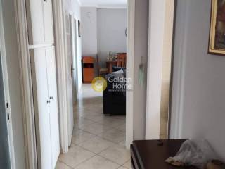 Χολ - Διάδρομος