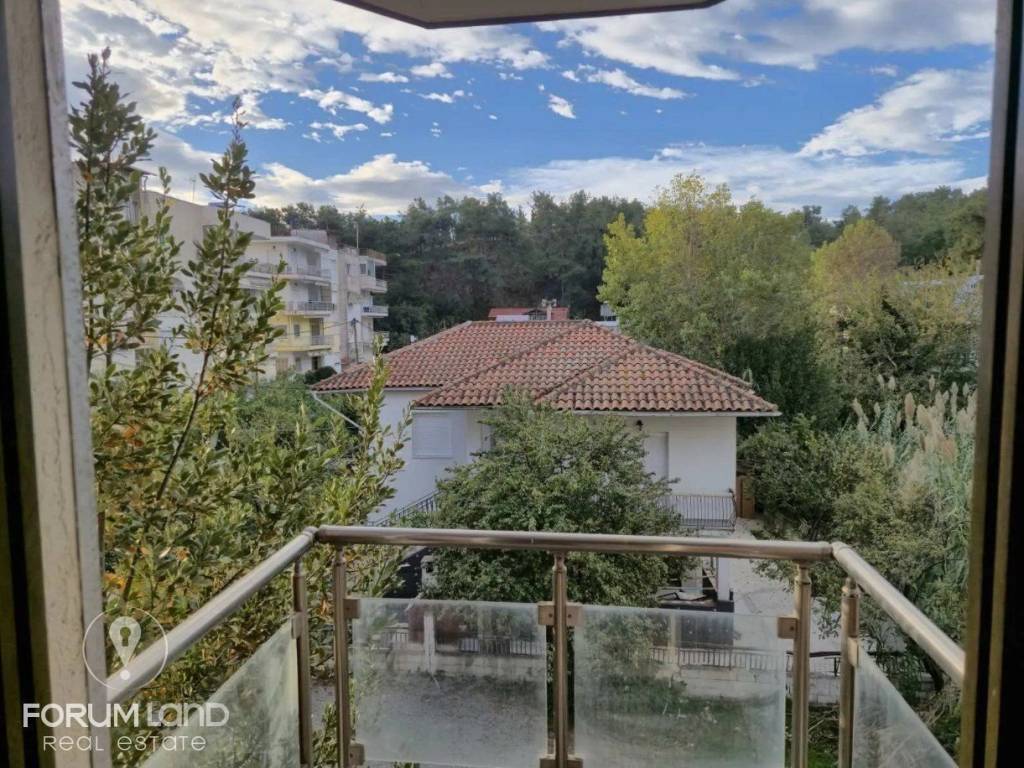 Forumland Real Estate, Βεράντες