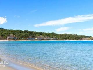 Forumland Real Estate, Παραλία Αγ. Τριάδας