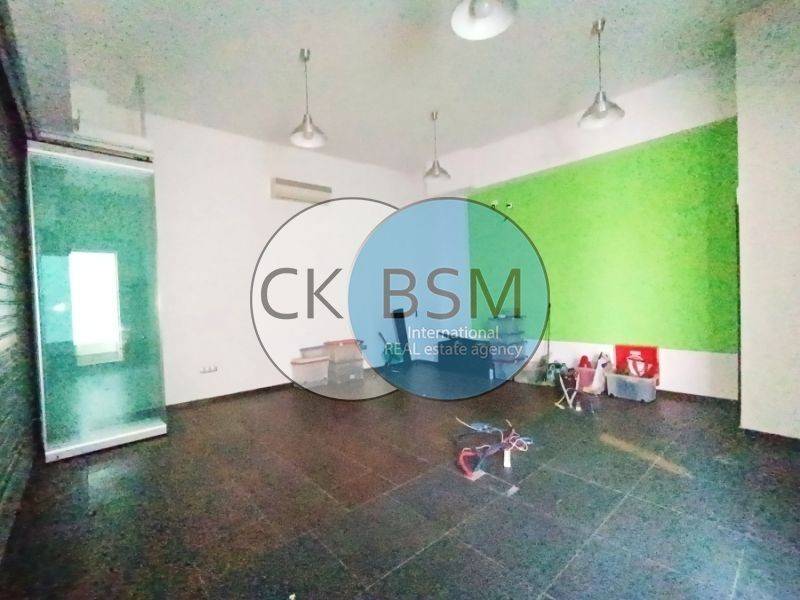 Ισόγειο κατάστημα / Ground floor shop