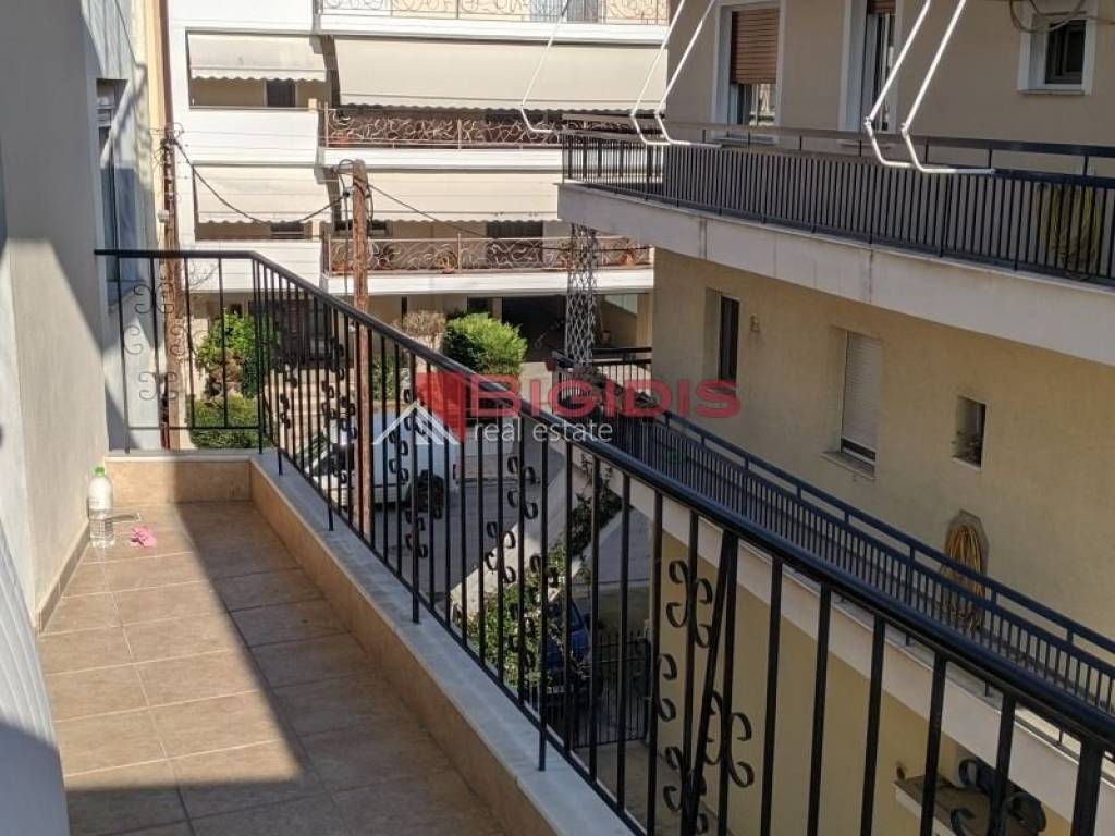 Θέα από μπαλκόνι