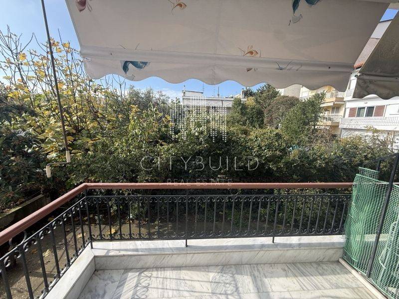 Θέα από μπαλκόνι