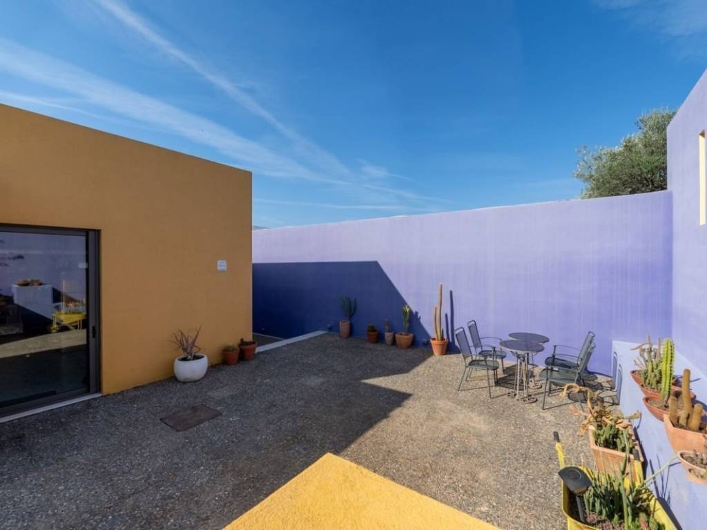 Θέα από μπαλκόνι