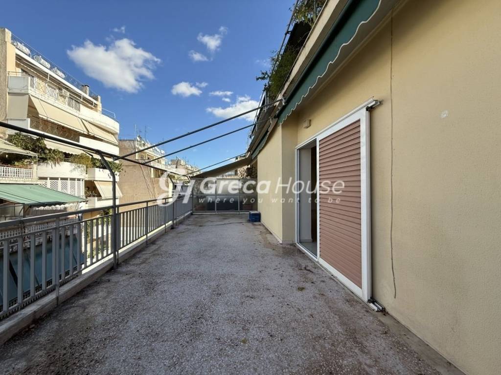 Διαμέρισμα με πάρκινγκ προς πώληση Αθήνα 