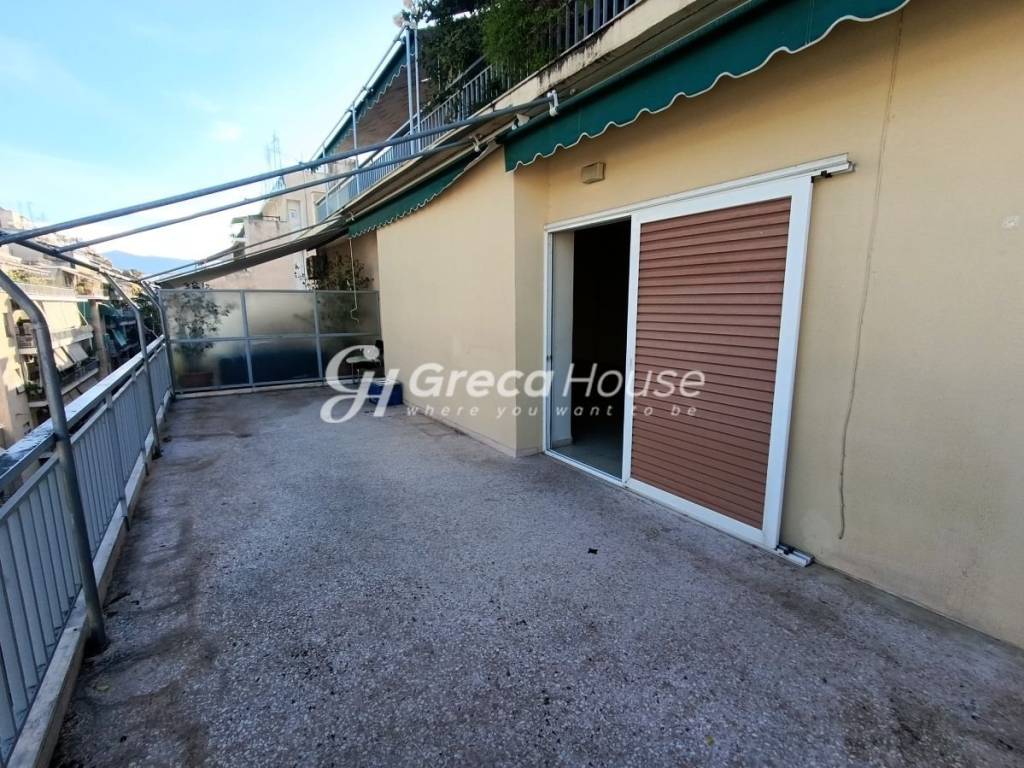 Διαμέρισμα με πάρκινγκ προς πώληση Αθήνα 