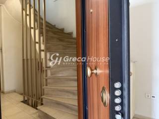 Διαμέρισμα με πάρκινγκ προς πώληση Αθήνα 