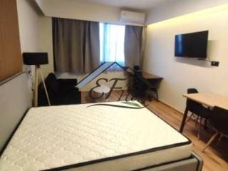 Ενιαίος χώρος σαλόνι-κουζίνα