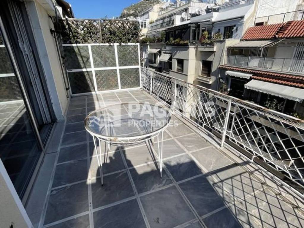 Θέα από μπαλκόνι