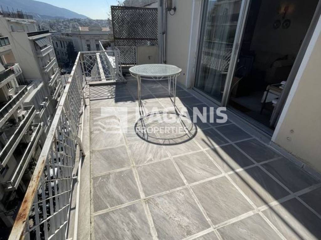 Θέα από μπαλκόνι