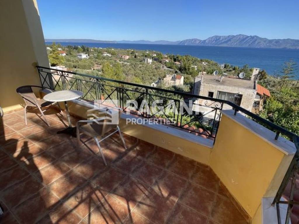 Θέα από μπαλκόνι