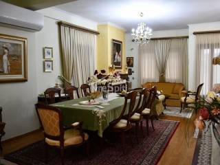 ΕΣΩΤΕΡΙΚΗ ΑΠΟΨΗ ΤΗΣ ΚΑΤΟΙΚΙΑΣ