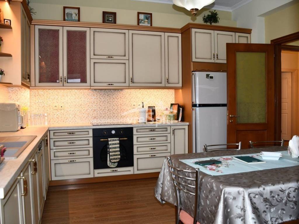 ΕΣΩΤΕΡΙΚΗ ΑΠΟΨΗ ΤΗΣ ΚΑΤΟΙΚΙΑΣ