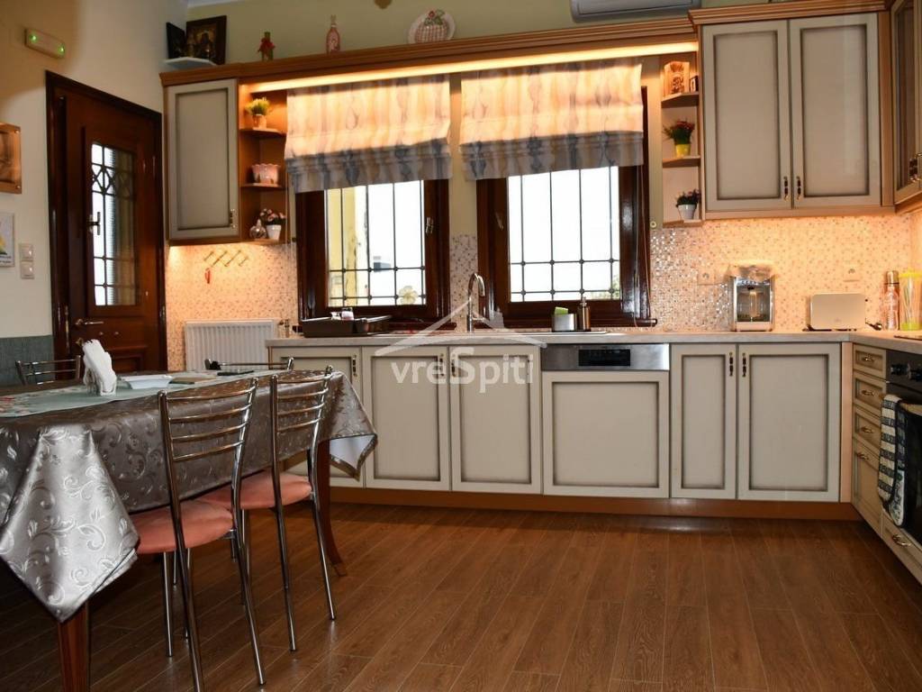 ΕΣΩΤΕΡΙΚΗ ΑΠΟΨΗ ΤΗΣ ΚΑΤΟΙΚΙΑΣ