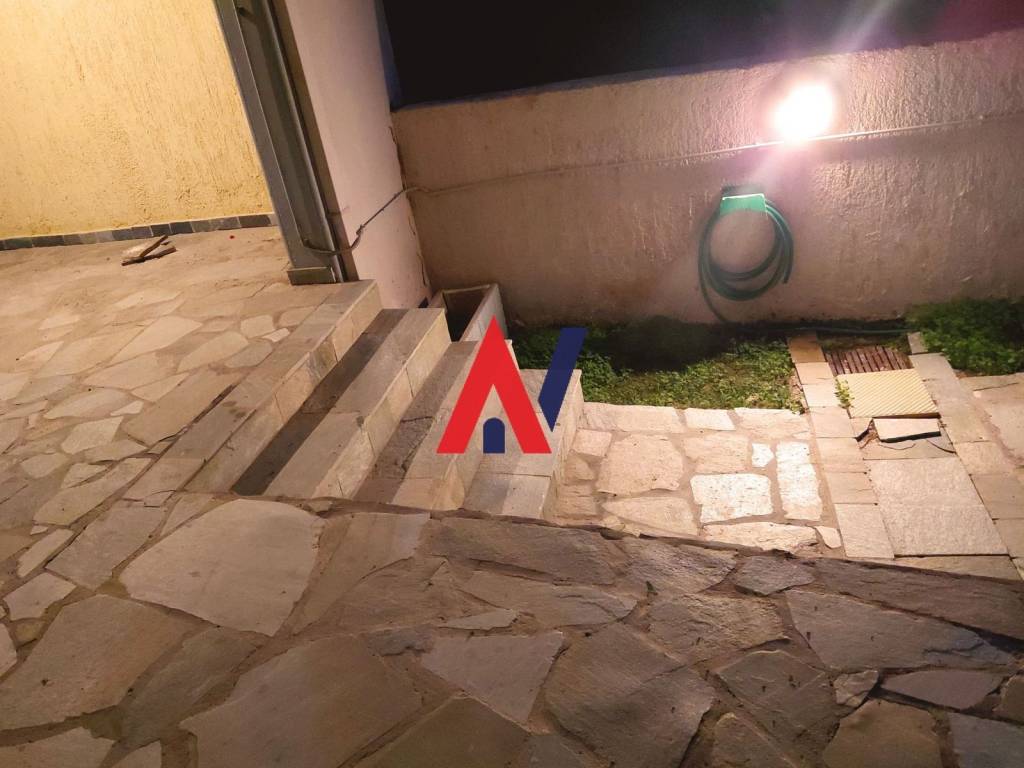 8 : Κριεζώτου 16, Αγία Παρασκευή _ ΠΗΛΗΣΗ.jpg