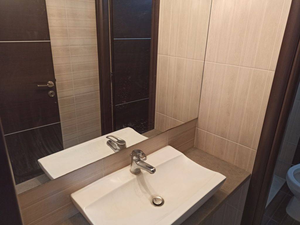 TMEMA APO TO ESOTERIKO TOY KATASTEMATOS