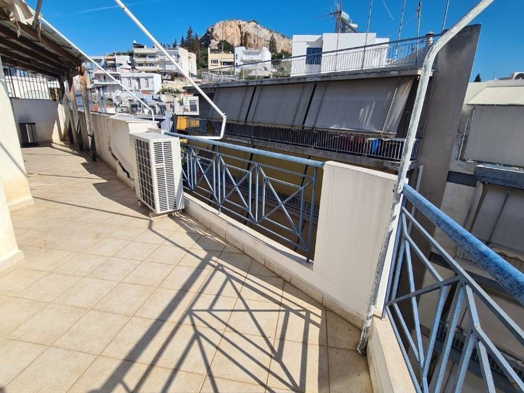 Peimetrikes berantes poy bgainoyn oles oi krebatokamares to.