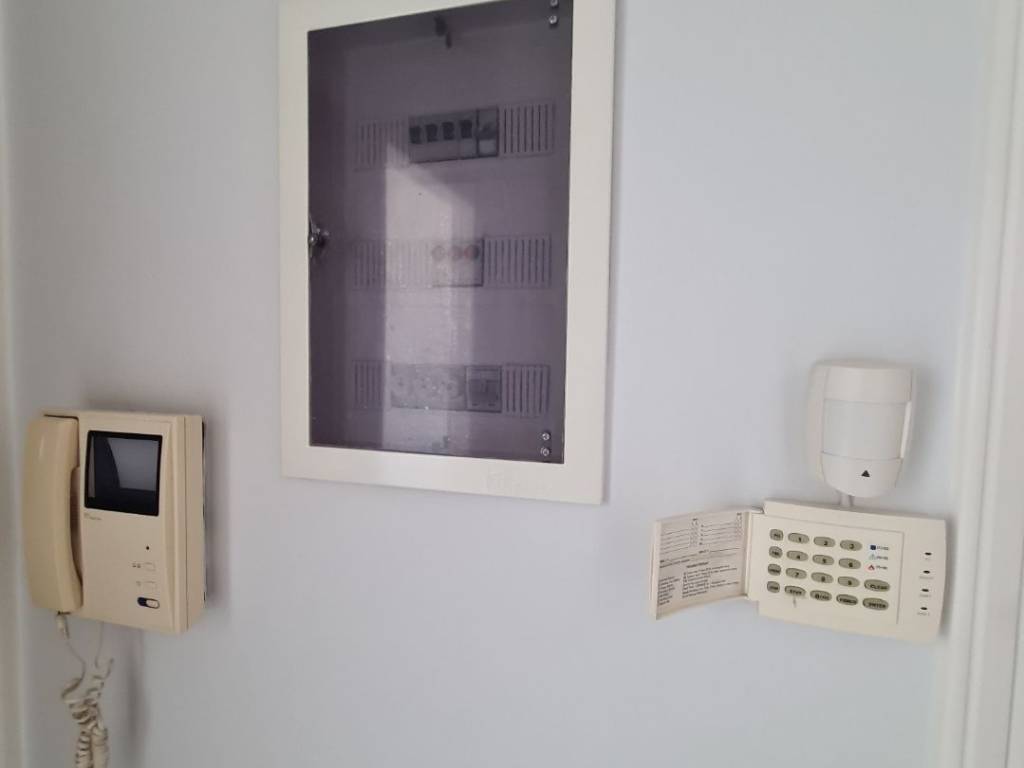 Xechoristos pinakas se 4o k 5o, thyroteleorase k synagermos.