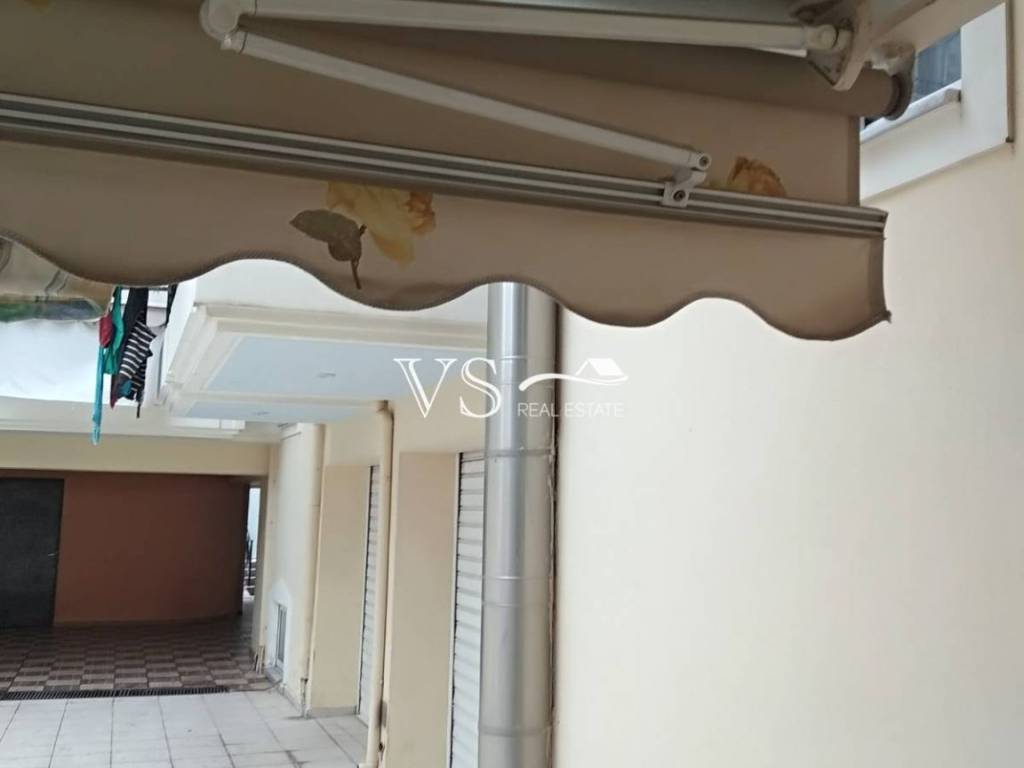 Θέα απο μπαλκόνι