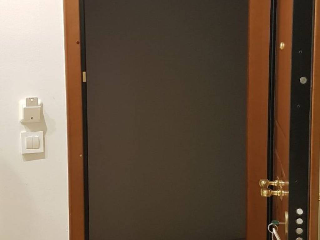 Πόρτα ασφαλείας διαμερίσματος.