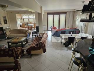 Σαλοκουζίνα