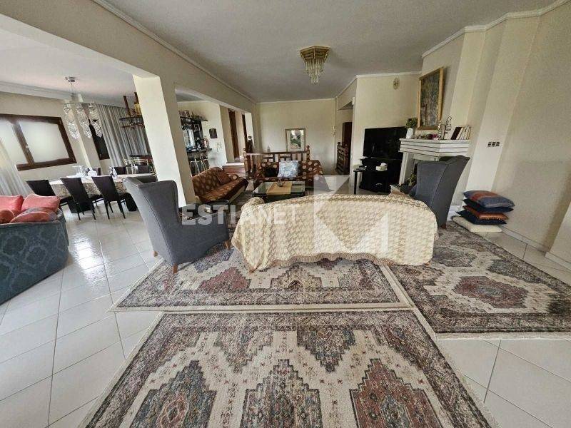 Σαλοκουζίνα