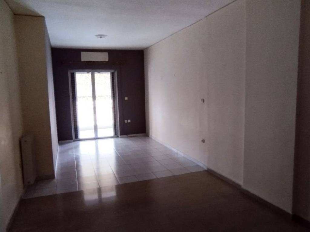 Το καθιστικό από την είσοδο