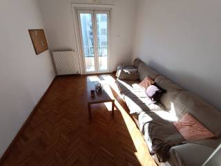 ANYPLACE MESITIKES YPERESIES