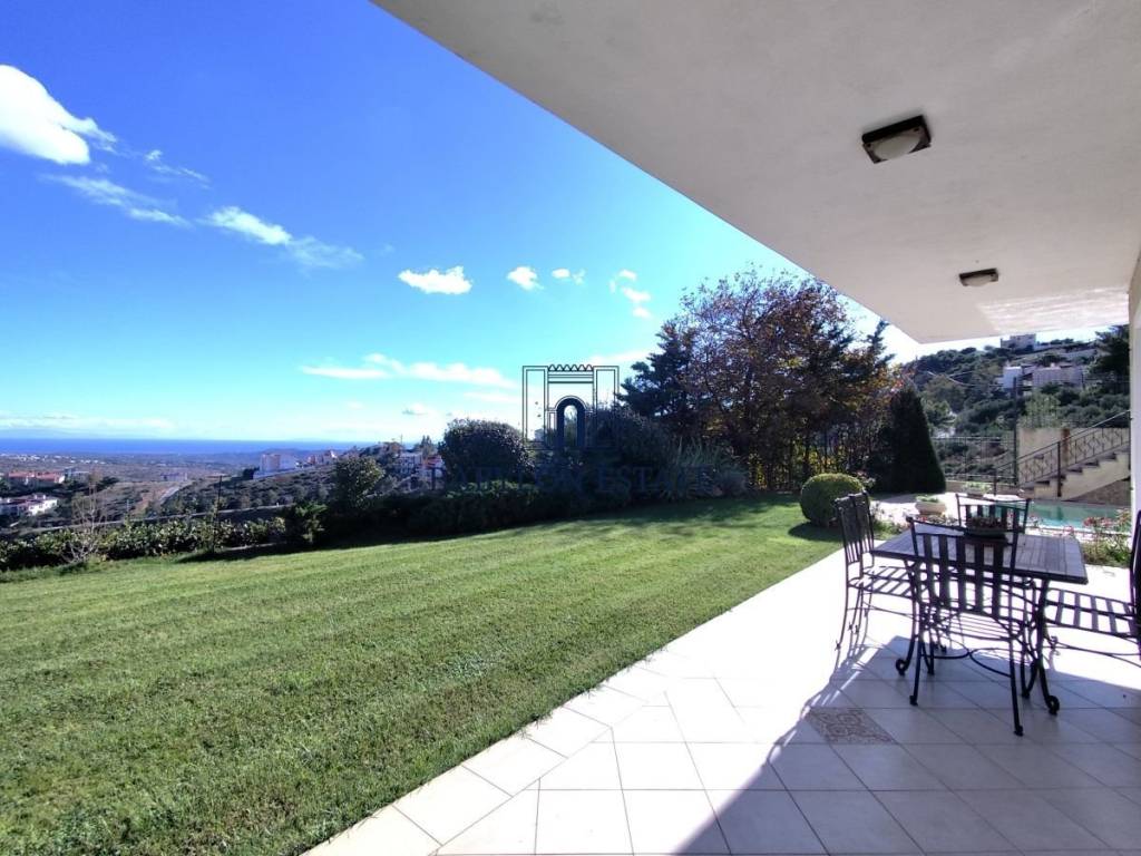 Θέα από μπαλκόνι