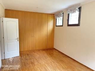 Forumland Real Estate, Μπάνιο