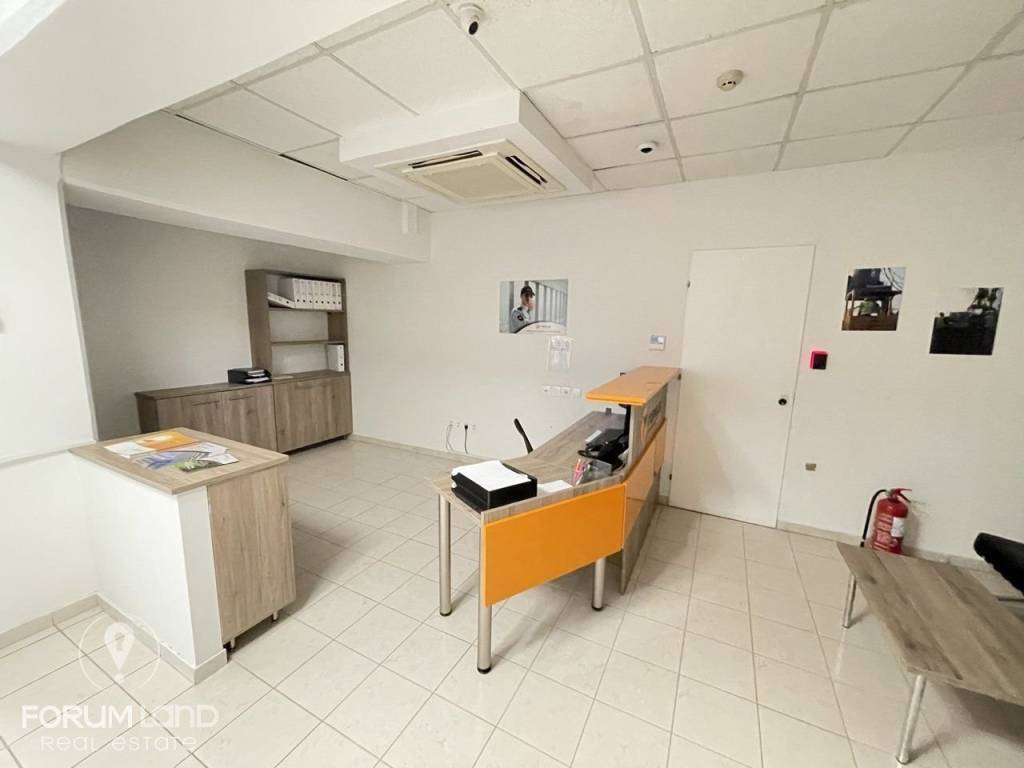 Forumland Real Estate, Εσωτερική όψη