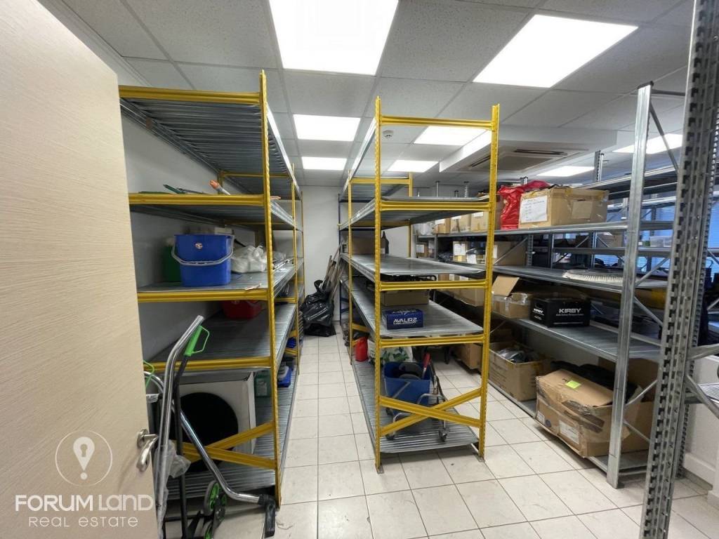 Forumland Real Estate, Εσωτερική όψη