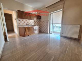 ΞΕΧΩΡΙΣΤΗ ΚΟΥΖΙΝΑ