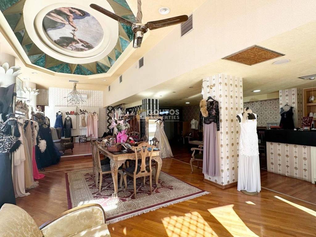 Εσωτερικοι χώροι