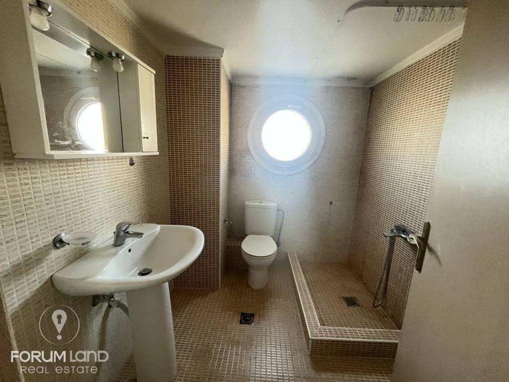 Forumland Real Estate, Mpanio