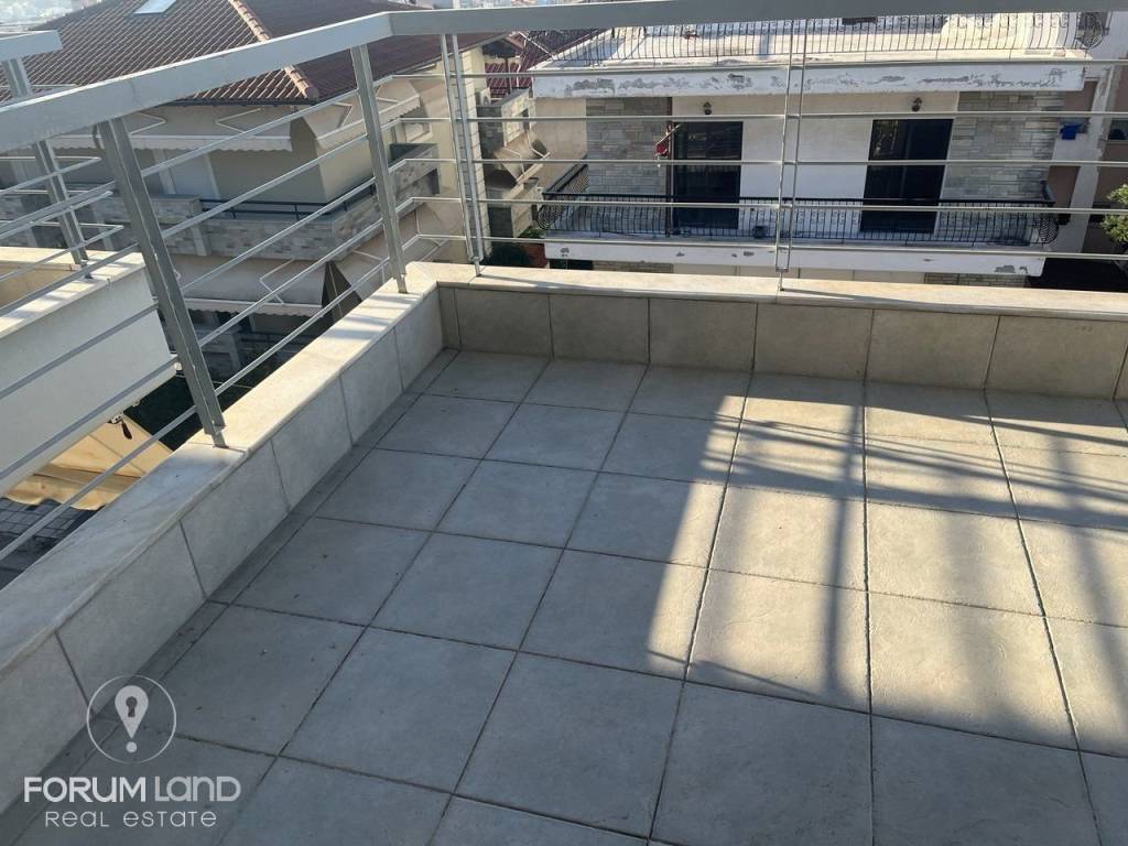 Forumland Real Estate, Berantes