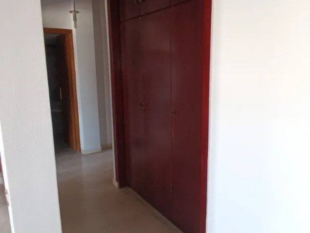 Forumland Real Estate, Διάδρομος