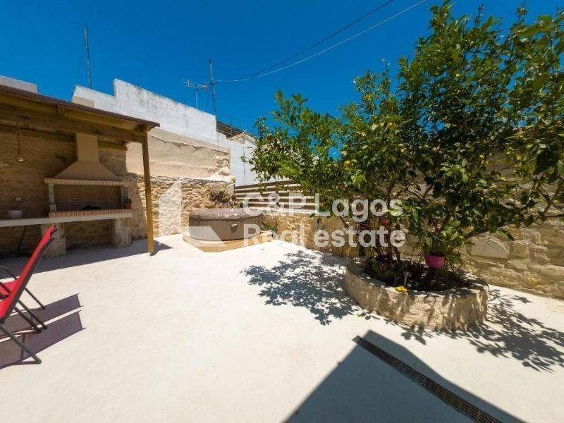 Θέα από μπαλκόνι