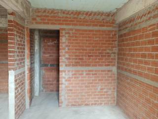 TMEMA TES KOYZINAS KAI E EISODOS TES APOTHEKES