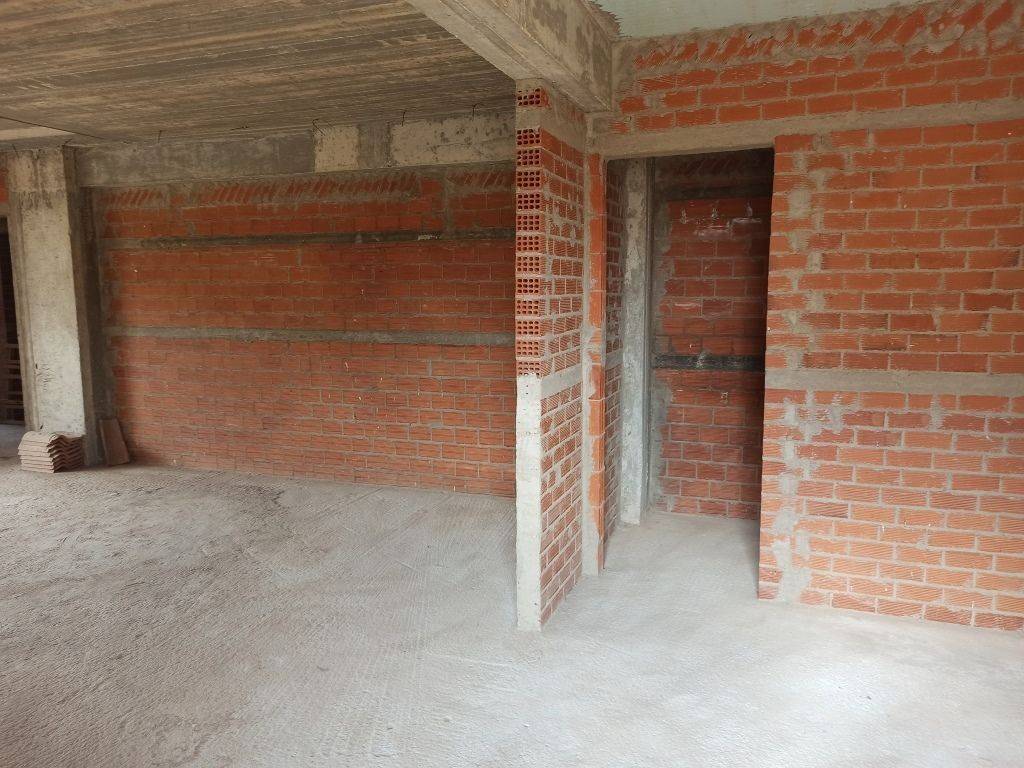 ENIAIOS CHOROS SALONI-TRAPEZARIA-KOYZINA