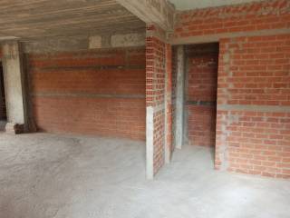 ENIAIOS CHOROS SALONI-TRAPEZARIA-KOYZINA