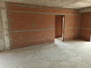 ENIAIOS CHOROS SALONI-TRAPEZARIA-KOYZINA