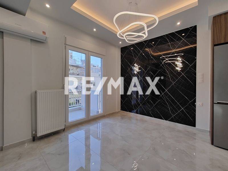 Σαλοκουζίνα