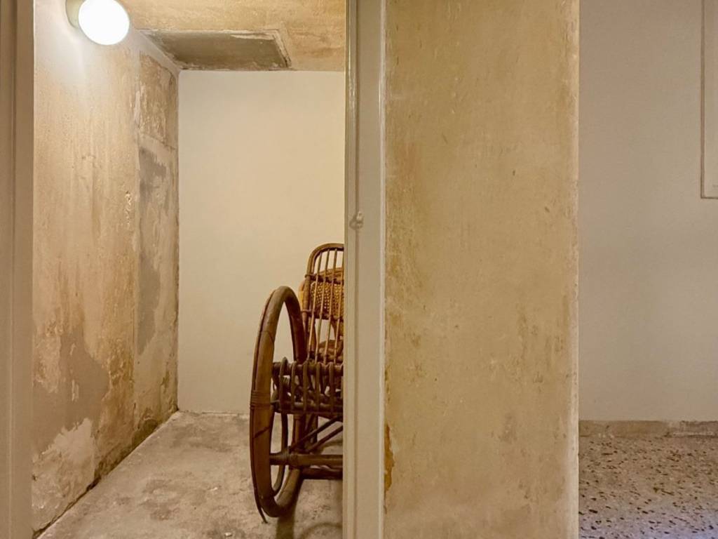 fokionos_negri_commercial_office_for_rent