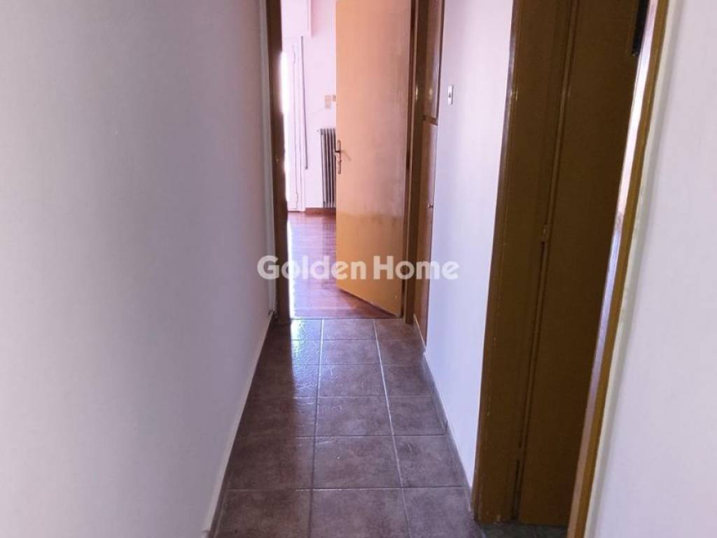 Χολ - Διάδρομος