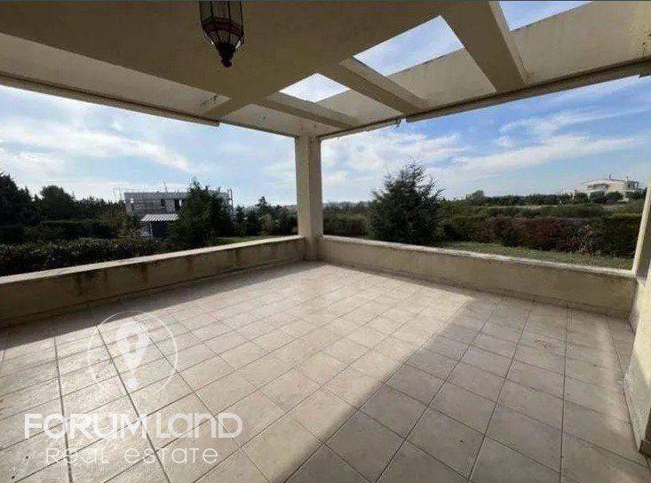 Forumland Real Estate, Βεράντες